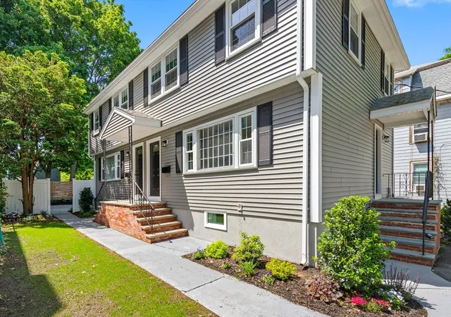 2nd image of 22 Park St, Wakefield, MA 01880 | MLS# 73542126