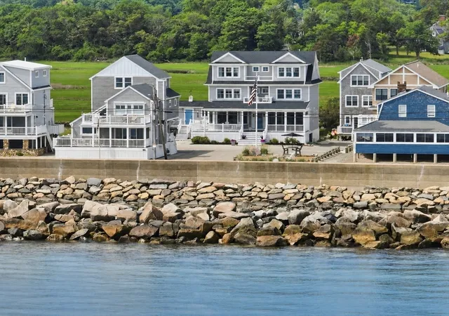 Homes for sale in Scituate, MA | 135 Glades Rd, Scituate, MA 02066 | MLS# 73537137