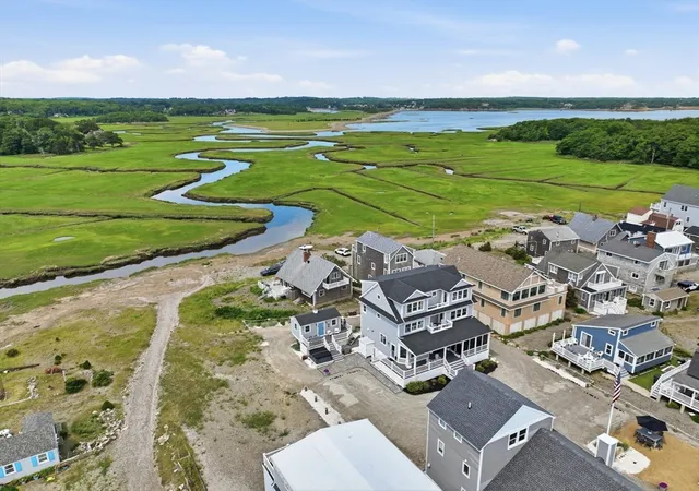 Homes for sale in Scituate, MA | 135 Glades Rd, Scituate, MA 02066 | MLS# 73537137