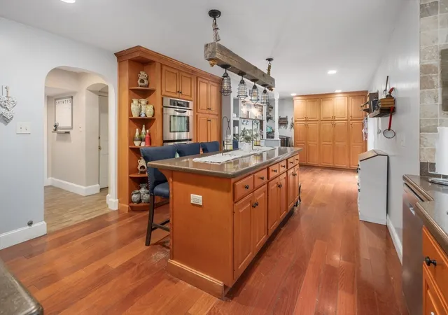 5th image of 19 Elm, Taunton, MA 02780 | MLS# 73558652
