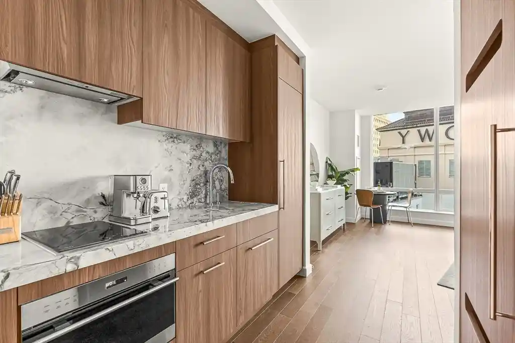 Listing Photo 2 - Condo for sale in Raffles Boston Hotel & Resi located at 430 Stuart, Boston, MA 02116 - Unit #1619