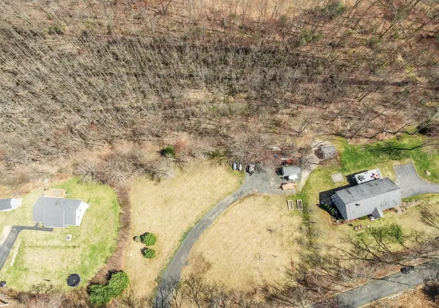 Homes for sale in North Brookfield, MA | 32 Town Farm Rd, North Brookfield, MA 01535 | MLS# 73503868