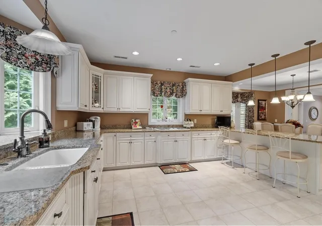 2nd image of 99 Main St #10, Westford, MA 01886 | MLS# 73551368