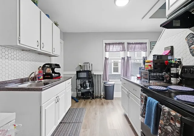 Photo 3 of Sale Pending at 117 119 Groveland St, Springfield, MA 01108 | MLS# 73563759 | Listing updated on 2026-09-07