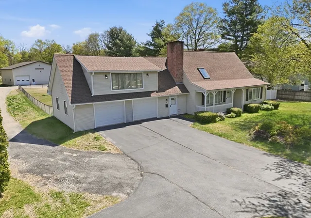 Homes for sale in Easthampton, MA | 55 South Street, Easthampton, MA 01027 | MLS# 73535459