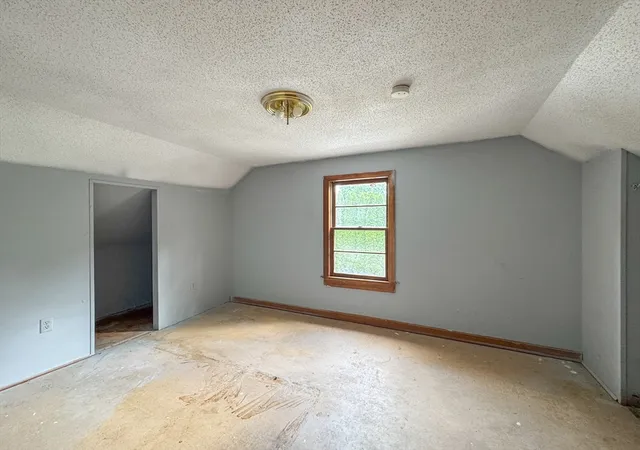 Homes for sale in Westfield, MA | 32 Margerie St, Westfield, MA 01085 | MLS# 73530422