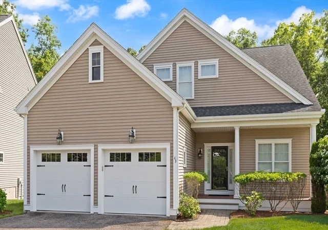 2nd image of 43 Winterberry Ln, North Easton, MA 02356 | MLS# 73540058