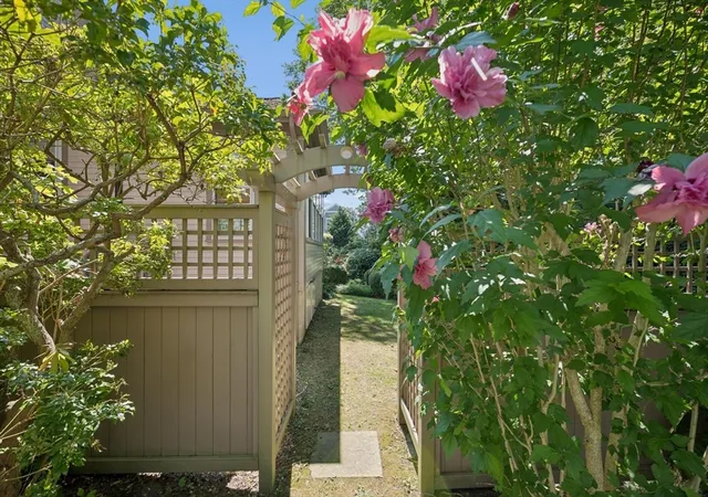 2nd image of 11 Prospect St, South Dartmouth, MA 02748 | MLS# 73561024