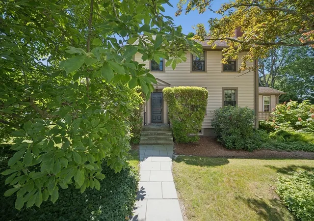 3rd image of 11 Prospect St, South Dartmouth, MA 02748 | MLS# 73561024