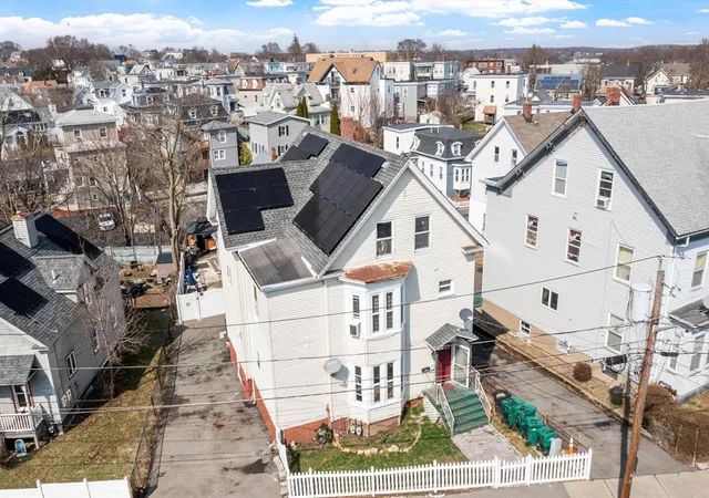 3rd image of 51 High Rock St, Lynn, MA 01902 | MLS# 73496426