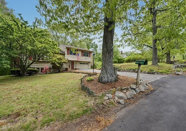 Homes for sale in Burlington, MA | 26 Arlington Road, Burlington, MA 01803 | MLS# 73525963