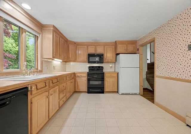 Homes for sale in Burlington, MA | 26 Arlington Road, Burlington, MA 01803 | MLS# 73525963