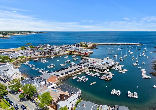 2nd image of 15 High St #D, Rockport, MA 01966 | MLS# 73540344