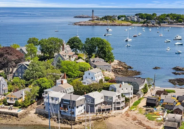 Homes for sale in Marblehead, MA | 7 Fort Beach Way, Marblehead, MA 01945 | MLS# 73536960