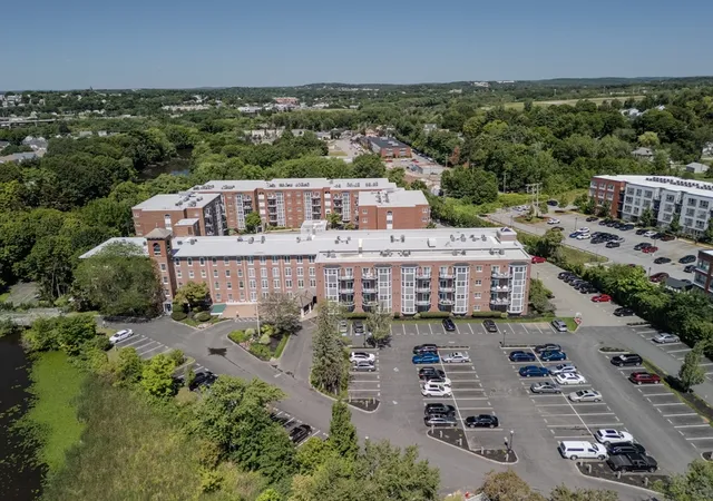 26th image of 148 Main St #A413, North Andover, MA 01845 | MLS# 73562045