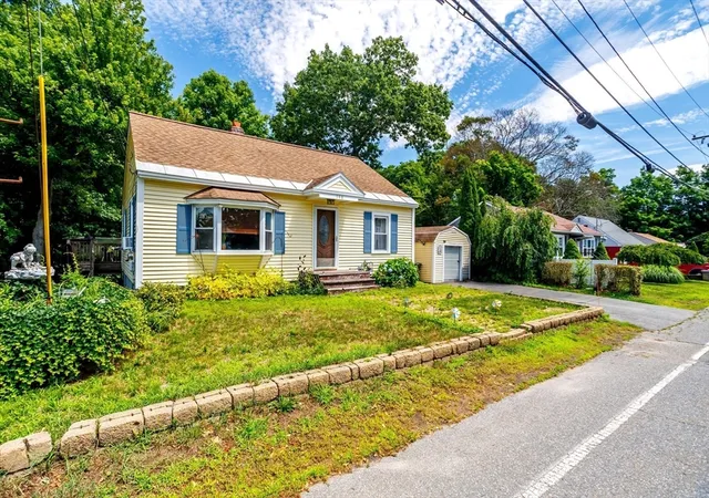 4th image of 148 Pond St, Leominster, MA 01453 | MLS# 73550342