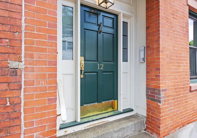 Listing Photo 4 - Condo for sale in building located at 12 Washington St, Boston, MA 02129 - Unit #3