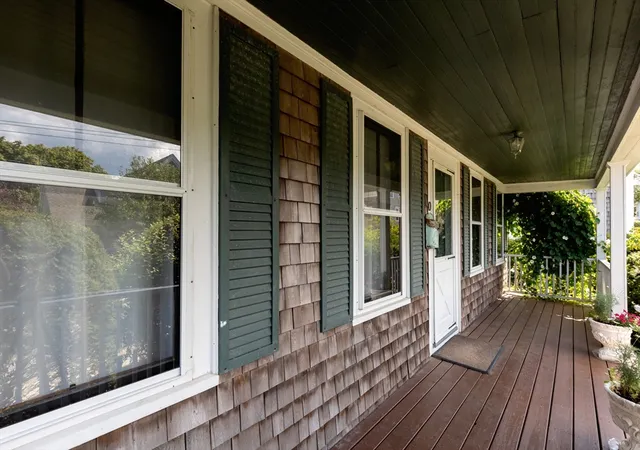 Photo 3 of Sale Pending at 10 Franklin St, Plymouth, MA 02360 | MLS# 73564900 | Listing updated on 2026-09-15