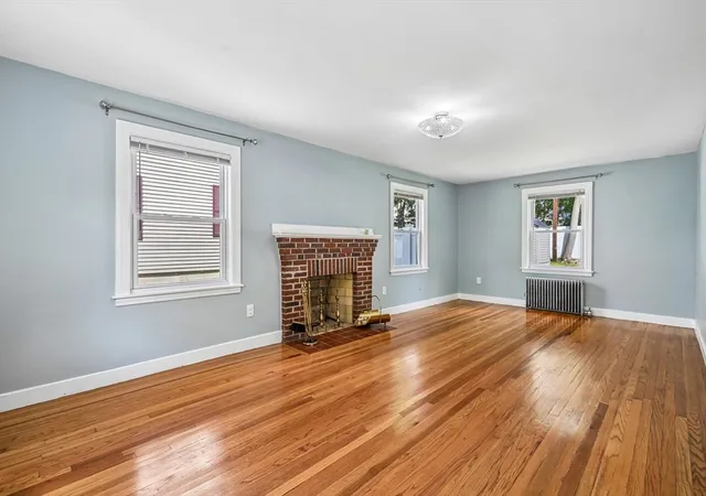 Photo 3 of Sale Pending at 19 Walworth St, Worcester, MA 01602 | MLS# 73562481 | Listing updated on 2026-08-26