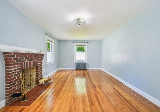 Photo 4 of Sale Pending at 19 Walworth St, Worcester, MA 01602 | MLS# 73562481 | Listing updated on 2026-08-26