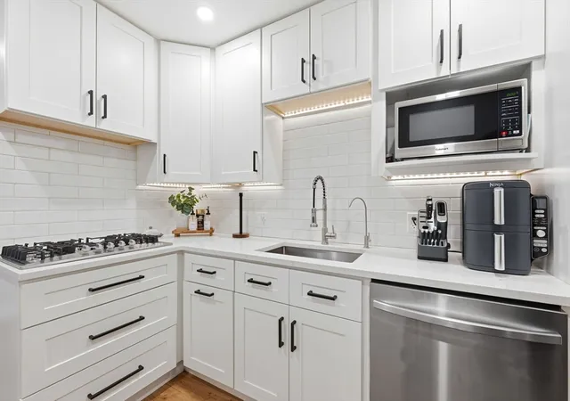3rd image of 37 Hosmer Street #16, Marlborough, MA 01752 | MLS# 73523980