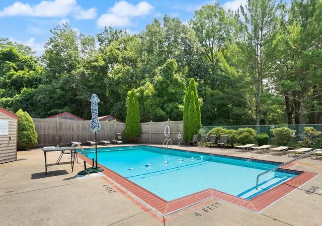 16th image of 221 Oak St #3-21, Brockton, MA 02301 | MLS# 73555575