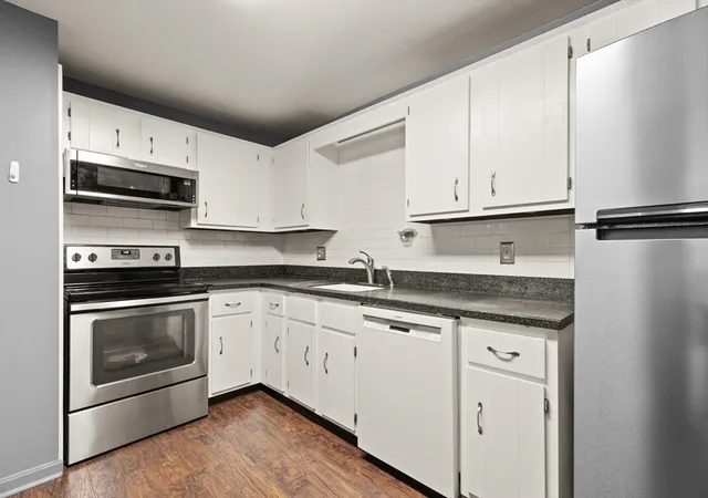 1st image of 221 Oak St #3-21, Brockton, MA 02301 | MLS# 73555575