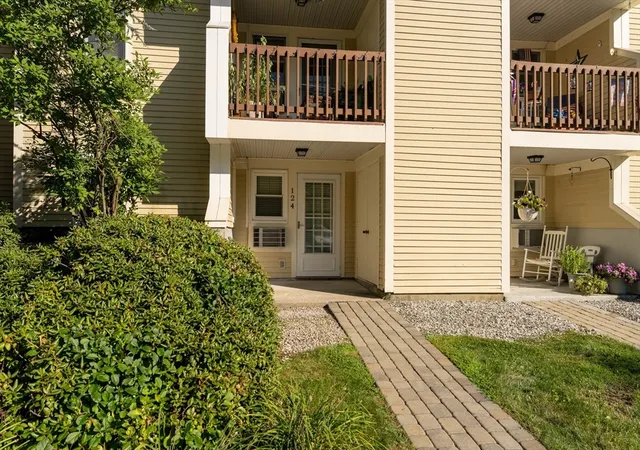 2nd image of 124 Heritage Dr #124, Whitinsville, MA 01588 | MLS# 73555102