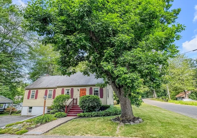 Homes for sale in Greenfield, MA | 57 Summer Street, Greenfield, MA 01301 | MLS# 73538798