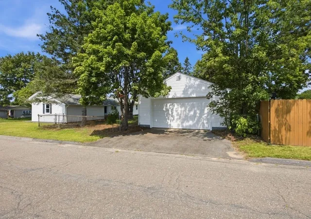 Photo 3 of Sale Pending at 142 Olko Cir, Chicopee, MA 01020 | MLS# 73562211 | Listing updated on 2026-09-04
