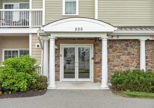 3rd image of 250 Martins Landing #312, North Reading, MA 01864 | MLS# 73562765