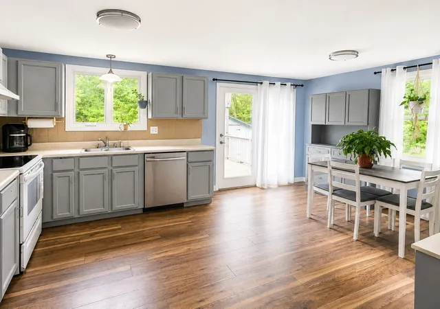4th image of 39 Bayview, Taunton, MA 02780 | MLS# 73553699