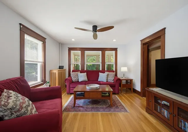 Homes for sale in Northbridge, MA | 413 Goldthwaite Rd, Northbridge, MA 01588 | MLS# 73549132