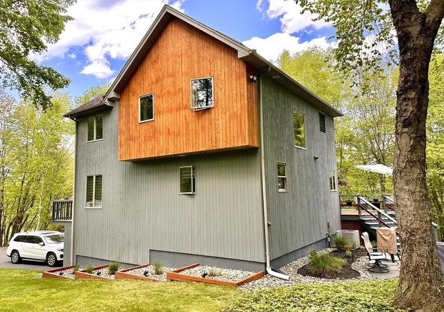 Homes for sale in Belchertown, MA | 14 Laurel Ridge Dr, Belchertown, MA 01007 | MLS# 73522125