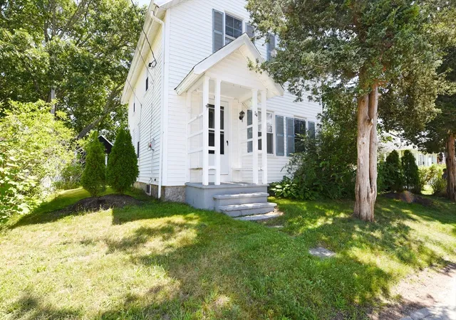 1st image of 14 Prospect St, Buzzards Bay, MA 02532 | MLS# 73559733