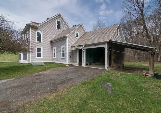 Homes for sale in Gill, MA | 464 Main Rd, Gill, MA 01354 | MLS# 73504915