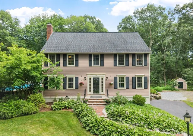 1st image of 101 Bruin Hill Rd, North Andover, MA 01845 | MLS# 73556321