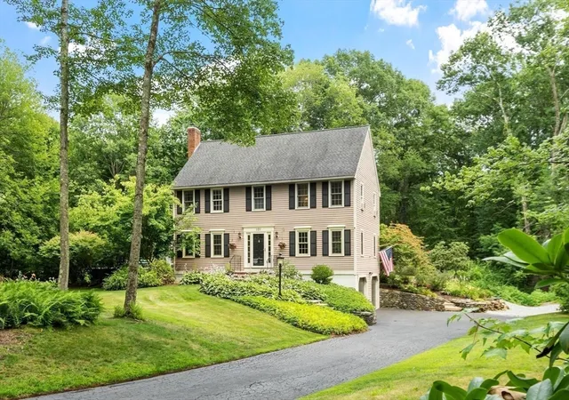 42nd image of 101 Bruin Hill Rd, North Andover, MA 01845 | MLS# 73556321
