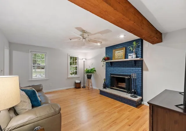 4th image of 101 Bruin Hill Rd, North Andover, MA 01845 | MLS# 73556321
