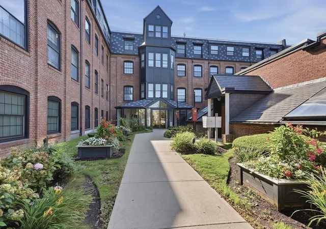 Photo 1 of Sale Pending at 21 Linden St #421, Quincy, MA 02170 | MLS# 73568647 | Listing updated on 2026-09-16