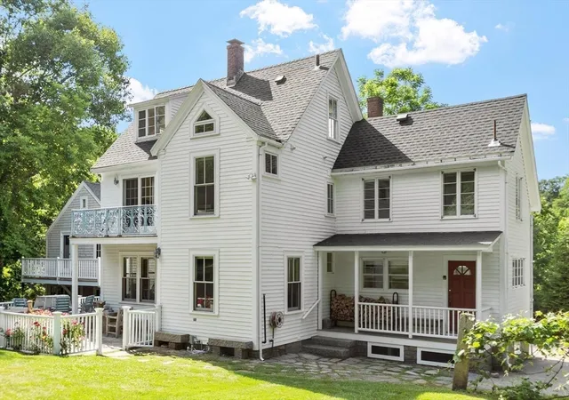 Photo 3 of Sale Pending at 1255 Washington St, Gloucester, MA 01930 | MLS# 73550282 | Listing updated on 2026-08-11