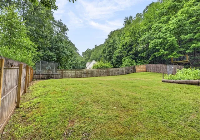 Photo 3 of Sale Pending at 1226 Brimfield Rd, Warren, MA 01092 | MLS# 73562226 | Listing updated on 2026-09-15