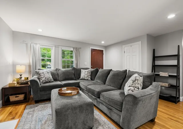 Homes for sale in Rockland, MA | 251 Central Street, Rockland, MA 02370 | MLS# 73523686