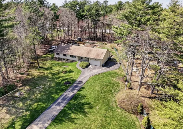40th image of 24 Orchard St, Berkley, MA 02779 | MLS# 73504274