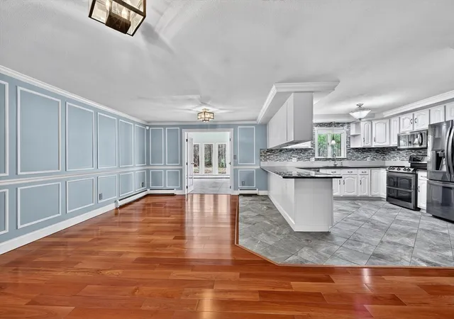 5th image of 24 Orchard St, Berkley, MA 02779 | MLS# 73504274