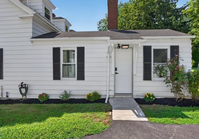 3rd image of 72 Chestnut St #72, Clinton, MA 01510 | MLS# 73559278