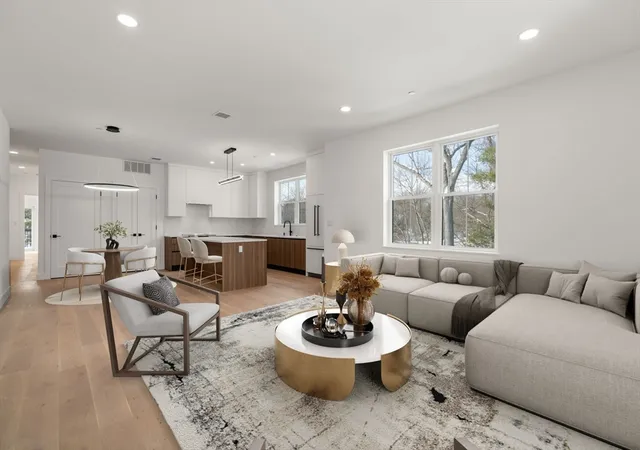 5th image of 16 Stearns Rd #208, Wellesley, MA 02482 | MLS# 73488987