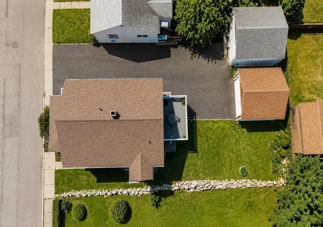 5th image of 74 California St, Fall River, MA 02723 | MLS# 73550010