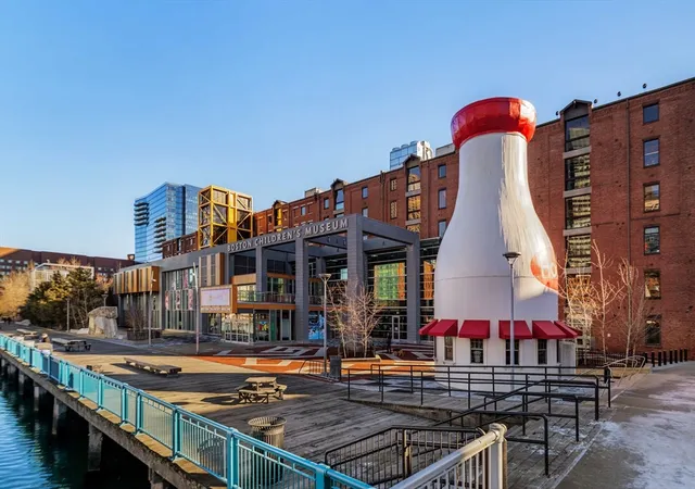 42nd image of 33 Sleeper #409A, Boston, MA 02210 | MLS# 73465699