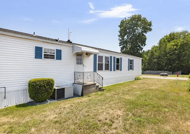 29th image of 85 Amherst Ave, Taunton, MA 02780 | MLS# 73548074